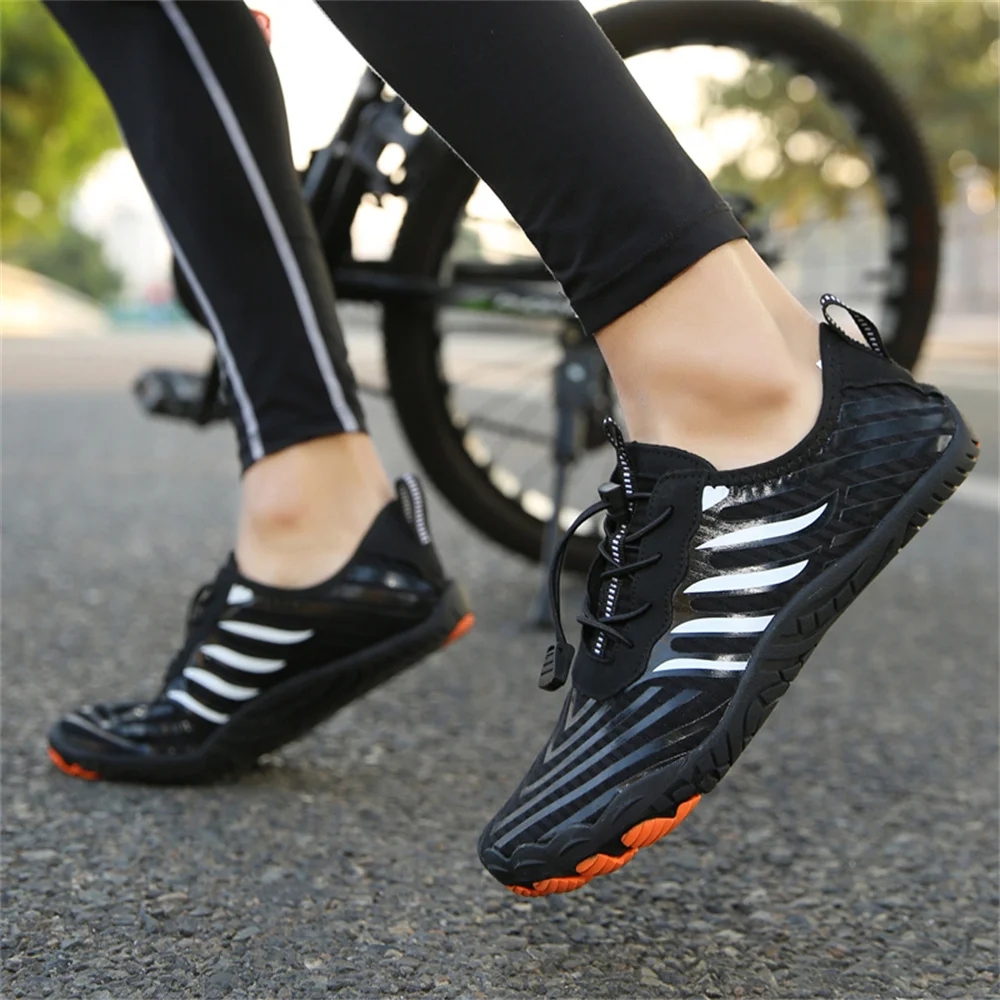 Unisex Quick Dry Water Shoes Men Women Colorful Beach Swimming Surfing Seaside Aqua Shoes Couple Barefoot Upstream Sneakers