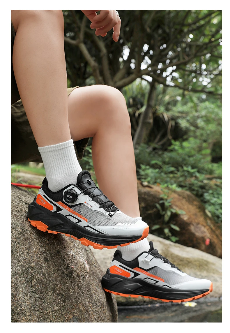 Men's Stylish Outdoor Hiking Shoes Hard-wearing Trekking Sneakers with Plush Warm Lining for Winter Male Footwear