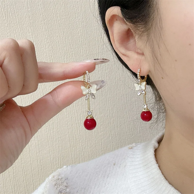 Elegant Purple Glass Butterfly Long Tassel Earrings for Women Delicate Rhinestone Crystal Insect Earrings Luxury Party Jewelry