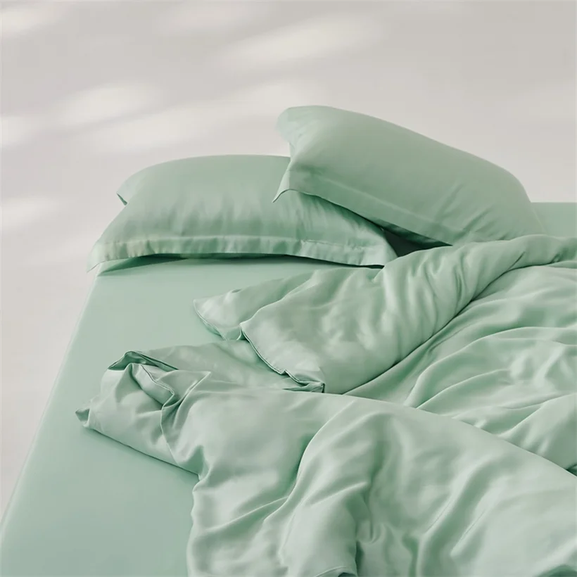 Luxury Mulberry Silk Duvet Cover 1 Piece, Ultra Soft Silk Quilt Cover, Double Queen King Size Bedding Blanket Cover with Zipper