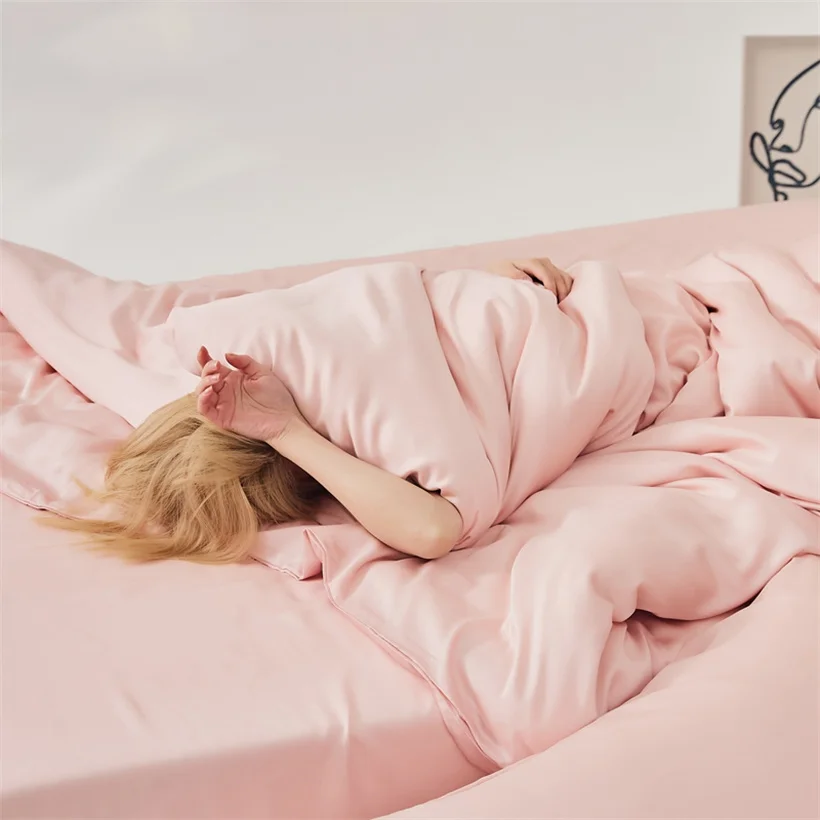 Luxury Mulberry Silk Duvet Cover 1 Piece, Ultra Soft Silk Quilt Cover, Double Queen King Size Bedding Blanket Cover with Zipper