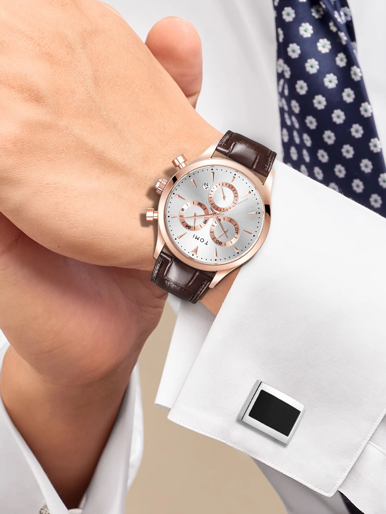 TOMI 4PCS Set Luxury Business Men's Quartz Watch Casual Fashion Versatile Watch Men's Cufflinks Tie Clip Watch Festival Gift