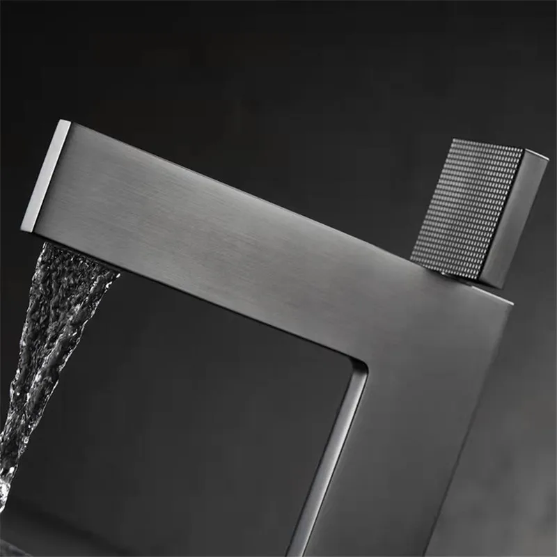 Brushed Gold Bathroom Faucet Brass Bathroom Basin Faucet Cold And Hot Water Mixer Sink Tap Single Handle Deck Mounted Grey Tap