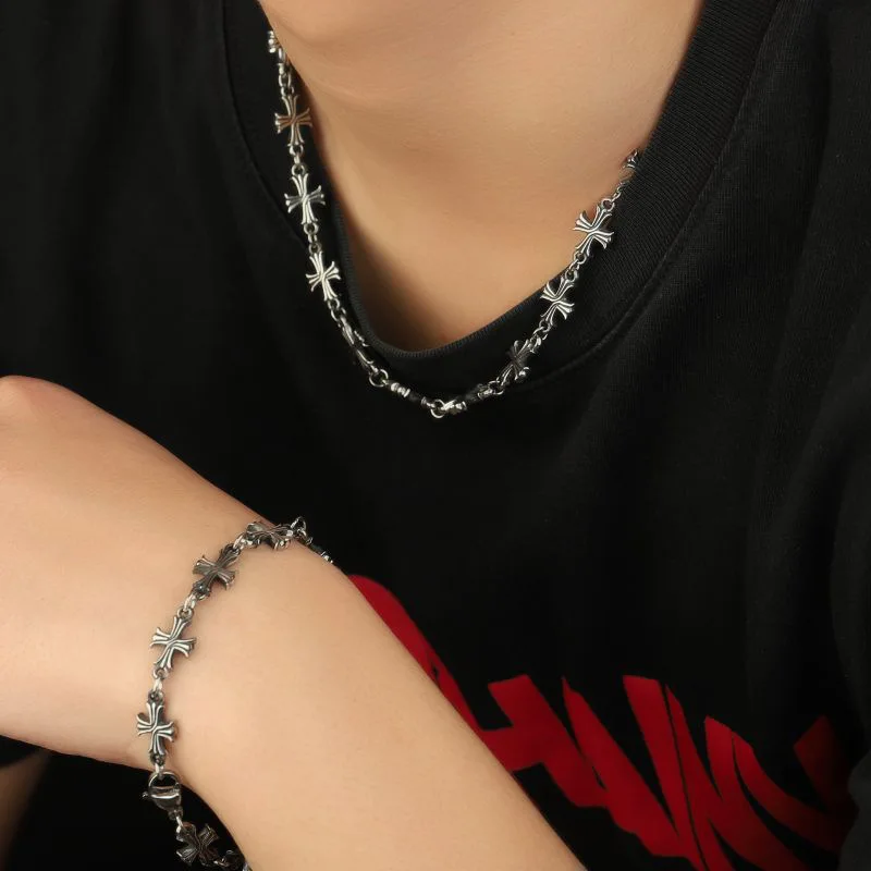 Retro Fashion Silver Color Cross Metal Bracelet Hip-hop Punk Style Jewelry Accessories Gift Suitable for Both Men and Women