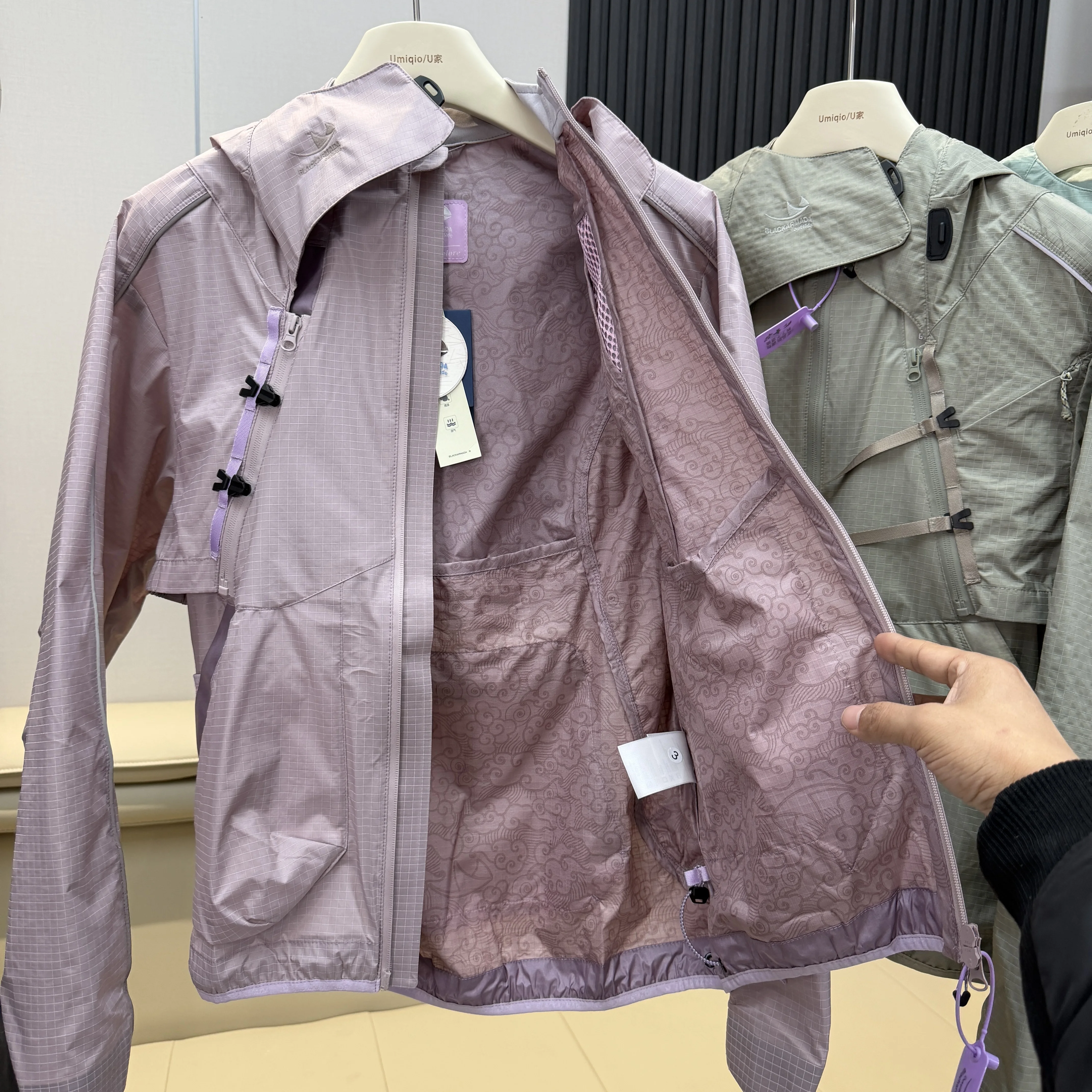 2 Pieces Vest Cloak Jacket Men Women Outdoor Sports Reflective Strip Loose Casual Techwear Waterproof Hooded Cargo Jacket Coat