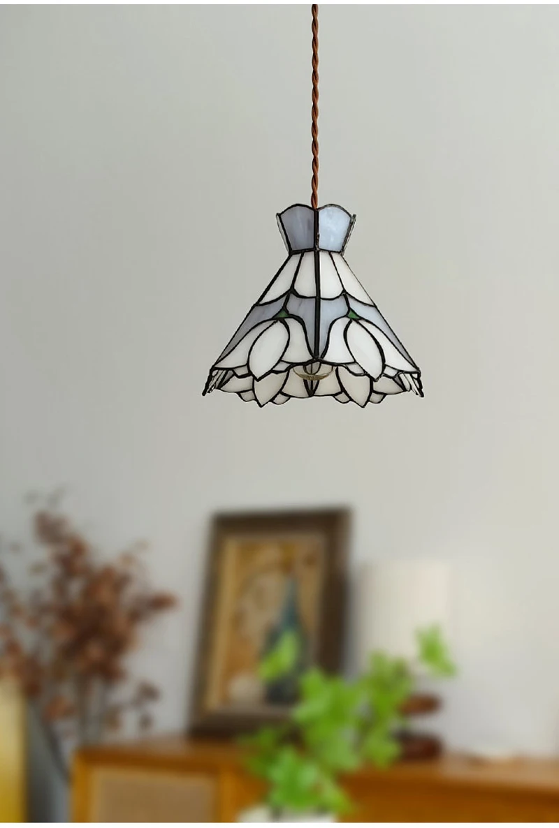 European Pendant Lamp Bar Restaurant Creative Rural Bedroom Balcony Hanging Light Fixture Retro Colorful Glass Chandelier Indoor