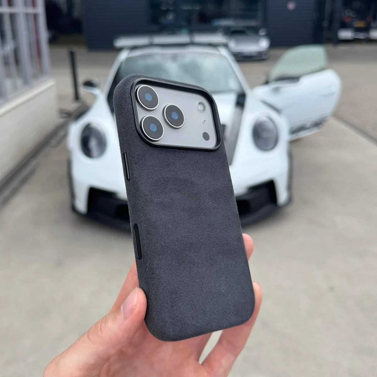 Real Italian Imported for Alcantara Magnetic Case for iPhone 18 17 Pro Max 18Pro With MagSafe Case Smart Button Protective Cover
