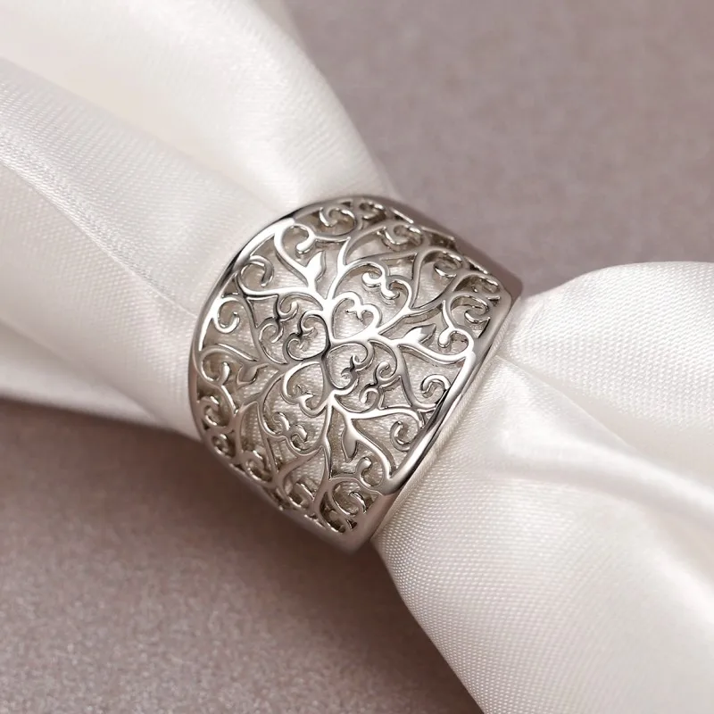 Huitan Hollow Out Aesthetic Ring for Women Gold Color/Silver Color Simple Stylish Lady Accessories Party Daily Statement Jewelry