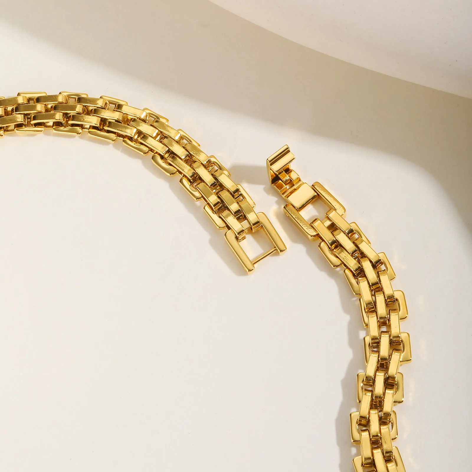 Prjewel Women's Watch Strap Bracelet Gold Color Stainless Steel Bracelet Fashion Party Waterproof Jewelry for Women Girl Gifts