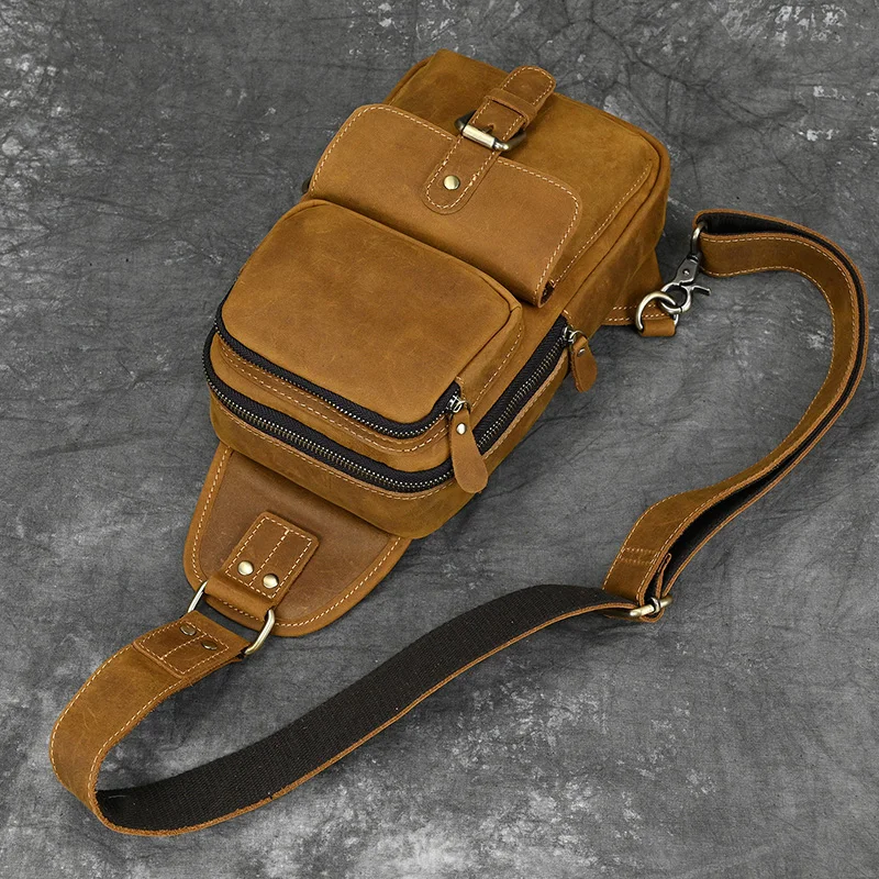 New Fashion Men's Chest Bag Single Shoulder Bagpack Bag Crossbody Chest Pack Vintage Style Male Travel Bags Genuine Leather Hot