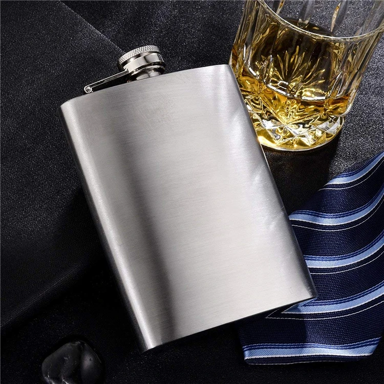 1/2/3/4/5/6/7/8/9/10/12/18oz Stainless Steel Hip Flask with Funnel Pocket Hip Flask Alcohol Whiskey Hip Flask Screw Cap