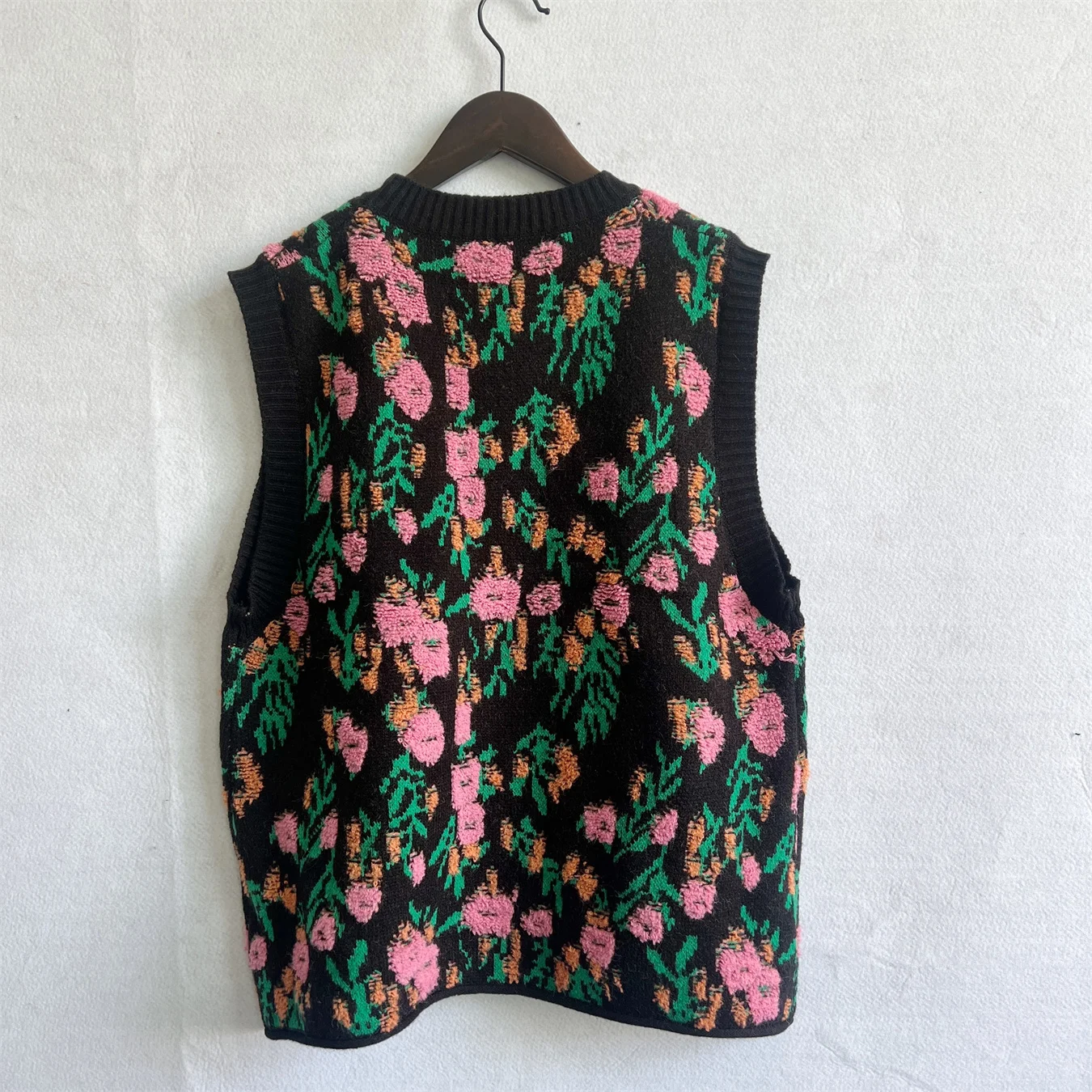 Korean Style Pink Peach Blossom Knitted Vest For Women Fashion Flower Embroidery Sweater Vest O Neck Pullover Knitwear