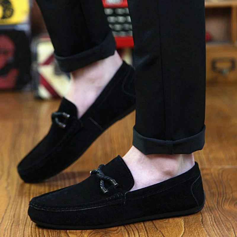 Men Loafers Business Shoes Suede Leather Soft Sole Male Casual Shoes Retro Flat Dress Shoes Moccasins Designer Slip on Men Shoe