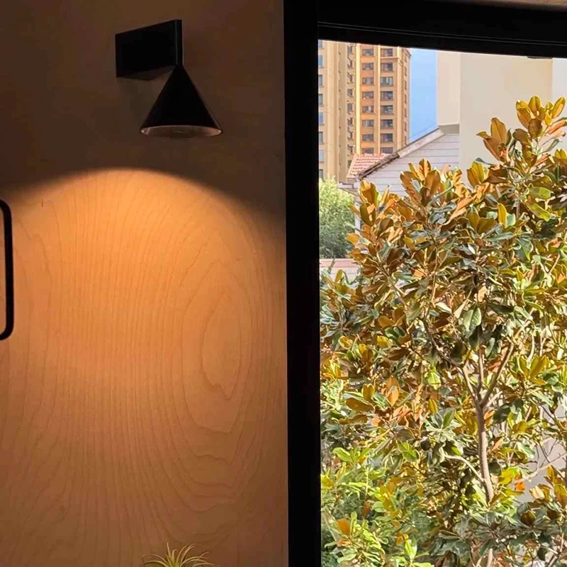 Italian Designer's Minimalist Aluminum Bedside Wall Lamp Corridor Staircase Background Wall Conical Geometric Warm Wall Lamp