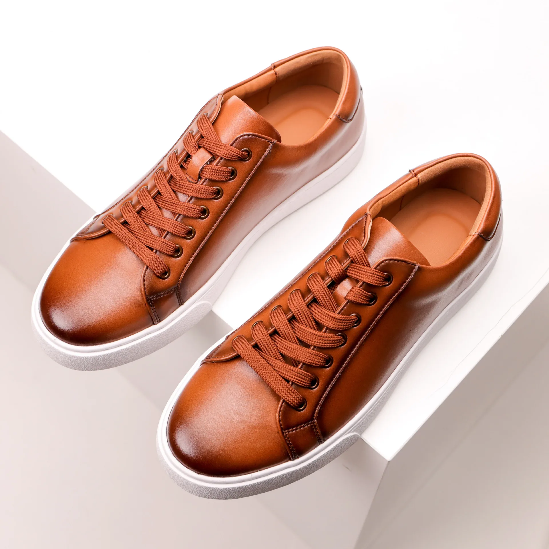 Mens Sneakers Genuine Leather Casual Outdoor Shoes Non-Slip Breathable Luxury Brand Footwear Top Quality Handmade White Shoe Men