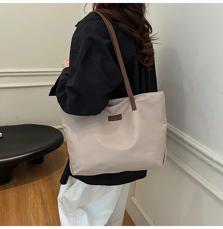 Casual Tote Bag for Women Closure Stylish Letter Label Zipper Large Capacity Ladies Shoulder Bag purses and handbags Bolsa