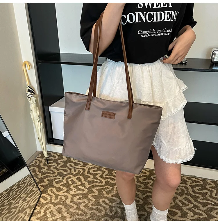 Casual Tote Bag for Women Closure Stylish Letter Label Zipper Large Capacity Ladies Shoulder Bag purses and handbags Bolsa