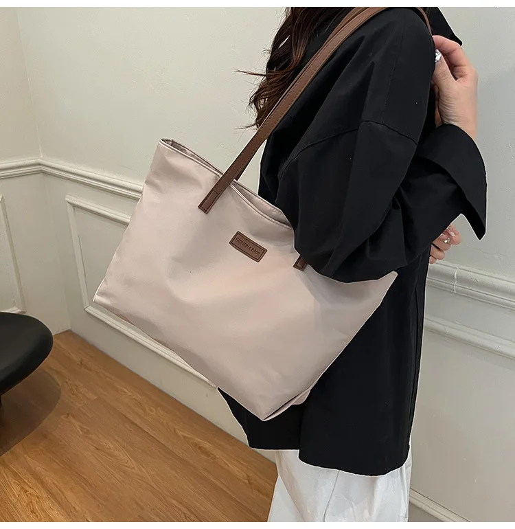 Casual Tote Bag for Women Closure Stylish Letter Label Zipper Large Capacity Ladies Shoulder Bag purses and handbags Bolsa