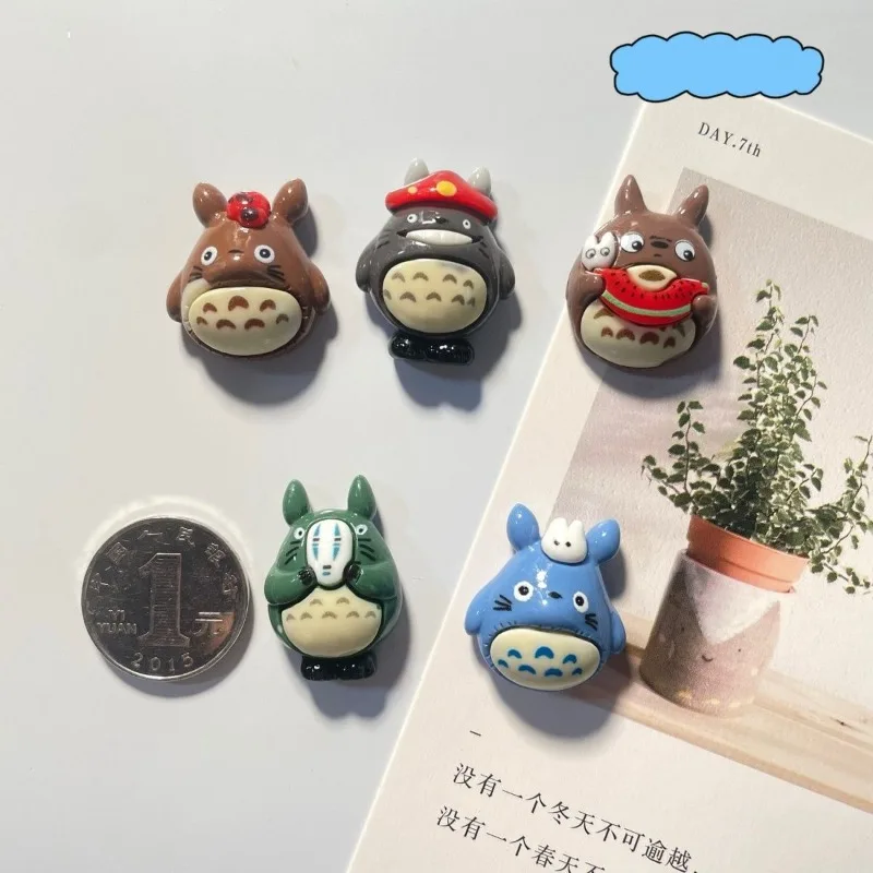 5Pcs My Neighbor Totoro Resin Fridge Magnets Cute Decorative Refrigerator Stickers Multi-purpose Resin Ornaments for Home