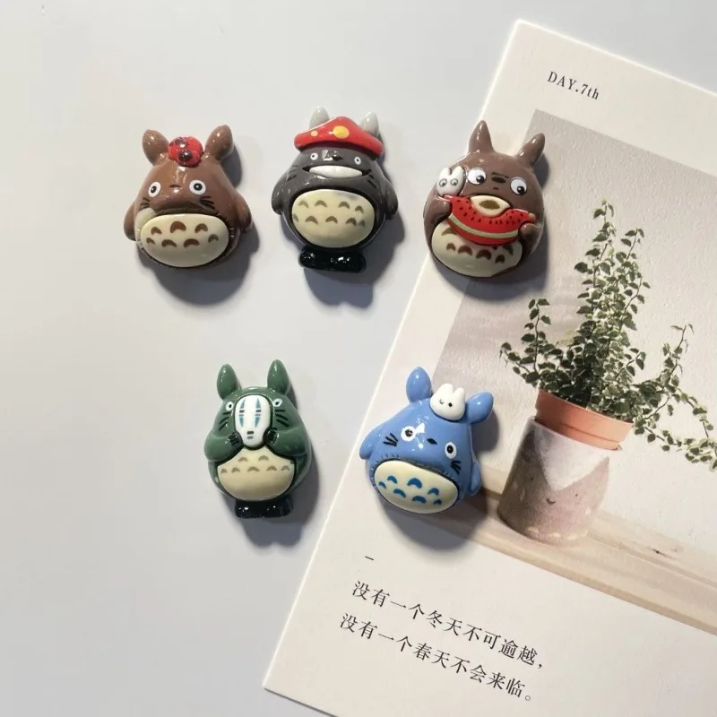 5Pcs My Neighbor Totoro Resin Fridge Magnets Cute Decorative Refrigerator Stickers Multi-purpose Resin Ornaments for Home