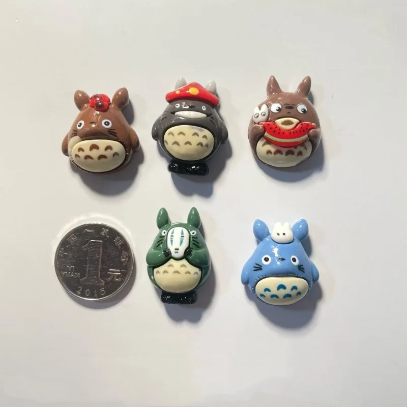 5Pcs My Neighbor Totoro Resin Fridge Magnets Cute Decorative Refrigerator Stickers Multi-purpose Resin Ornaments for Home