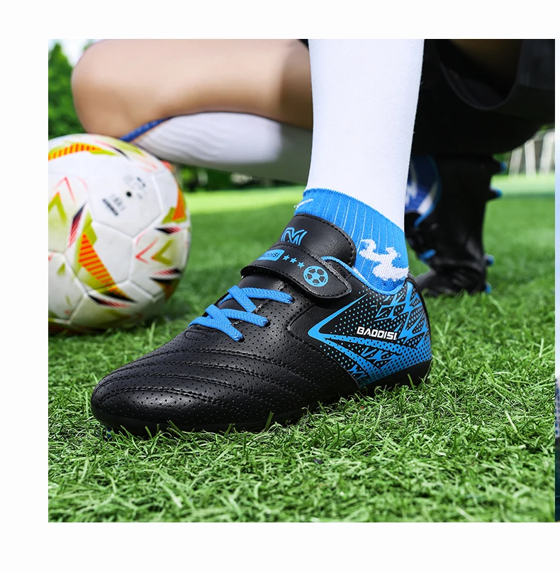 New Children Soccer Boots Sports Society Field Boy Football Shoes Futsal Fast Indoor Sneaker Original Ankle Cleats Football Boot