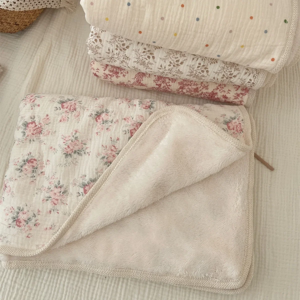 Winter Baby Blanket for Newborn Fleece Cotton Muslin Swaddle Bedding Velvet Stroller Cover New Born Kids Blanket Mother Kids