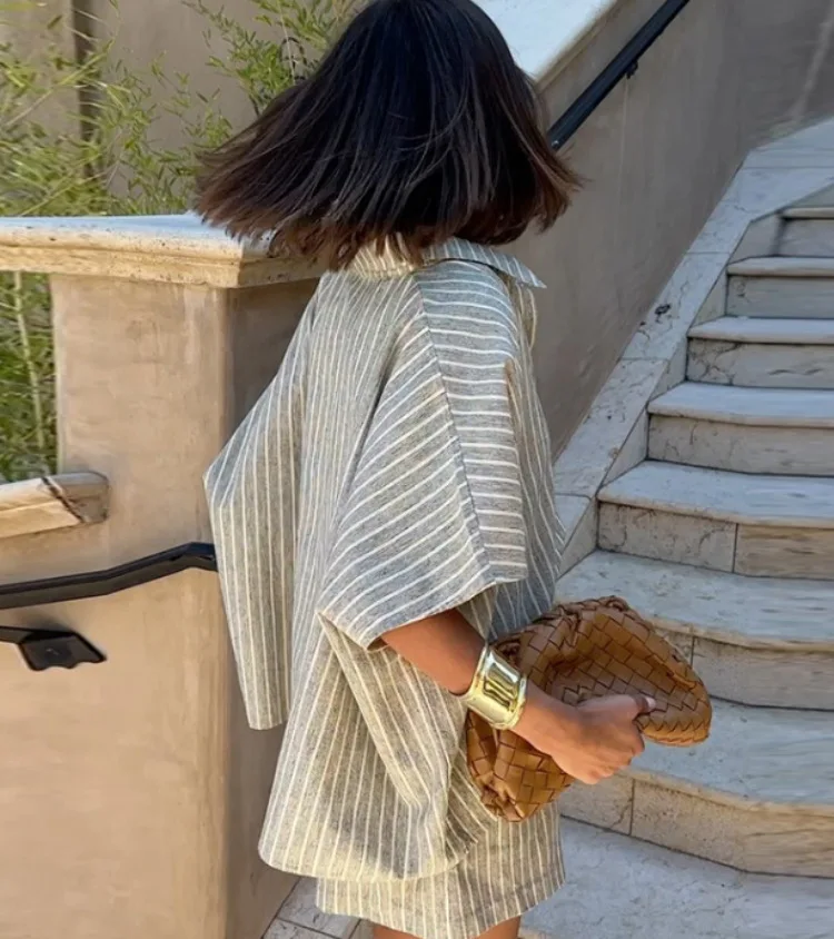 Summer Women's Striped Shirt Casual Shorts Suit Women's Two-piece Set Loose Beach Style Women's Knitted Suit Matching Pants