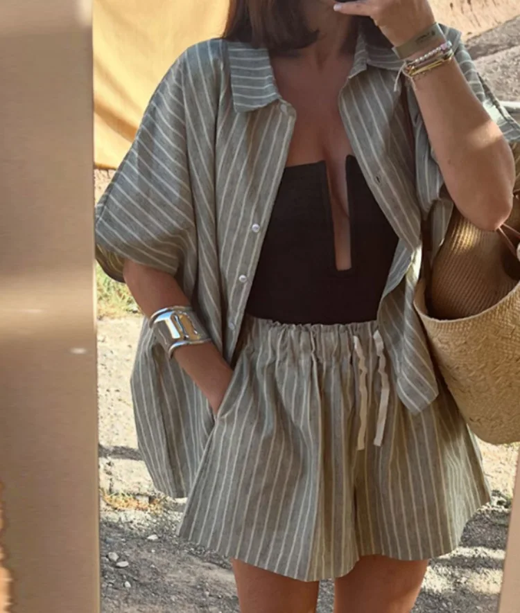 Summer Women's Striped Shirt Casual Shorts Suit Women's Two-piece Set Loose Beach Style Women's Knitted Suit Matching Pants