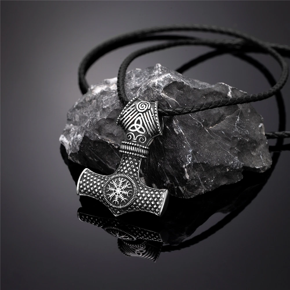 Never Fade Norse Compass Gold Color Necklace Men Vikings Runes Stainless Steel Trident Vegvisir Amulet Pendant Icelandic Jewelry