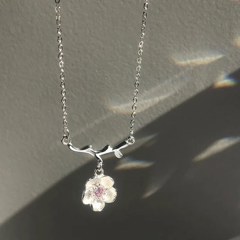 Simple Fashion Pink Zircon Cherry Blossom Pendant Necklace For Women Butterfly Love Collarbone Chain Wedding Jewelry Gifts