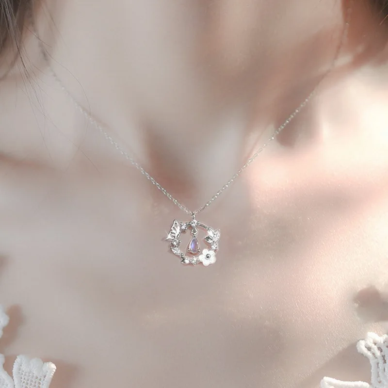 Simple Fashion Pink Zircon Cherry Blossom Pendant Necklace For Women Butterfly Love Collarbone Chain Wedding Jewelry Gifts