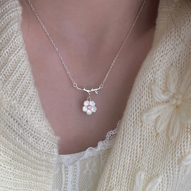 Simple Fashion Pink Zircon Cherry Blossom Pendant Necklace For Women Butterfly Love Collarbone Chain Wedding Jewelry Gifts