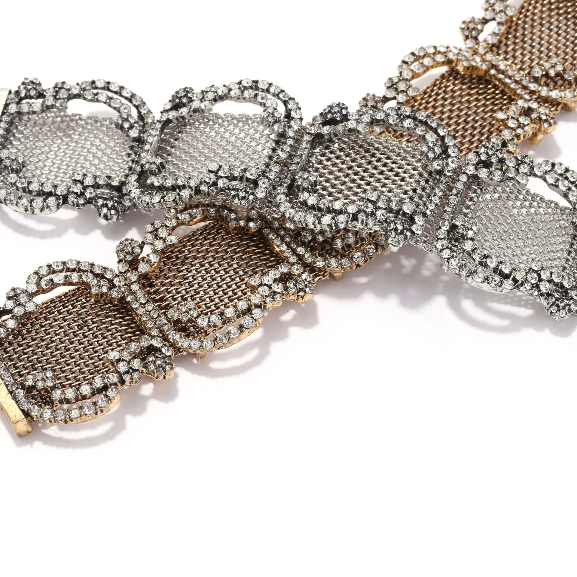 Fashion Retro Luxury Shiny Metal Mesh Spliced Choker Necklace for Party