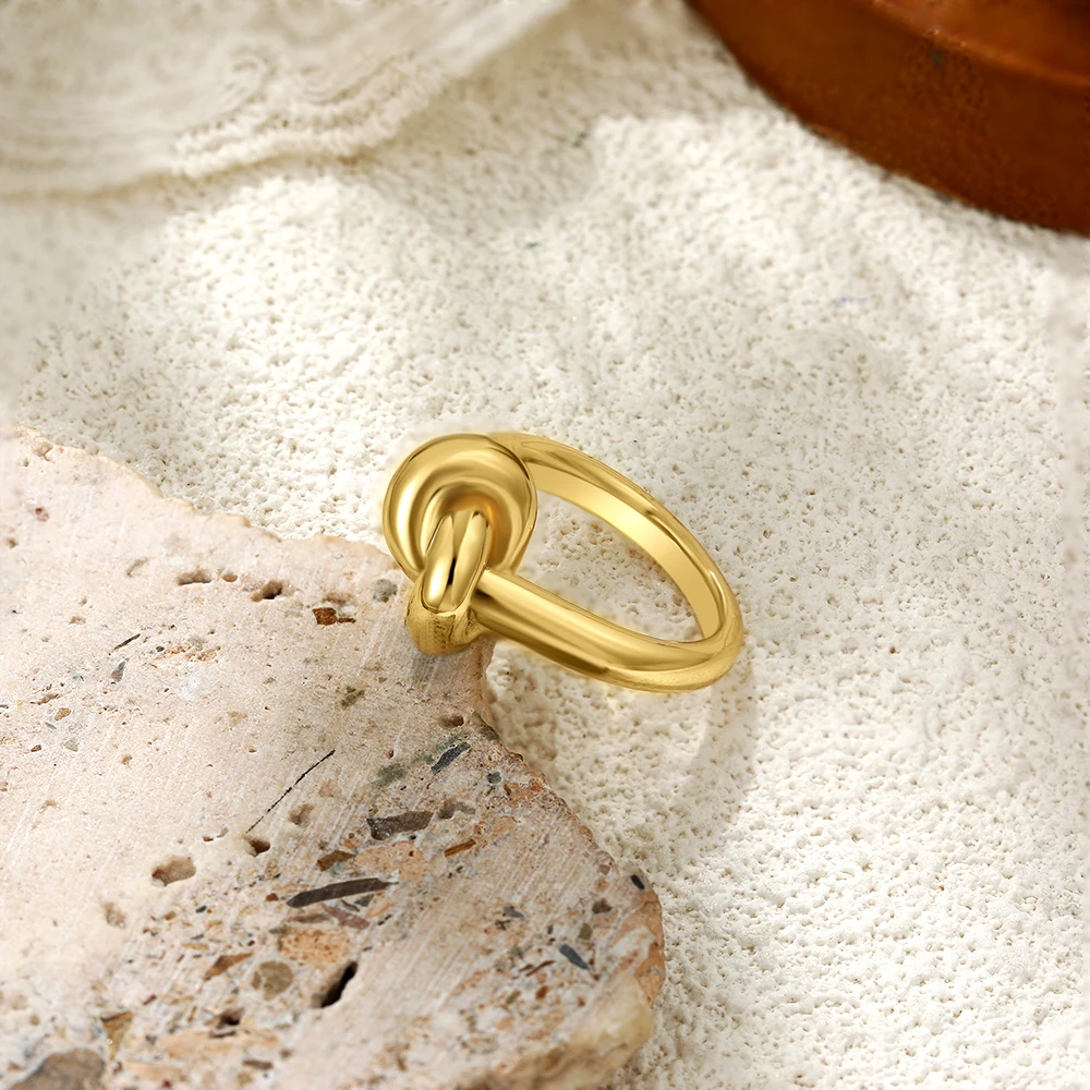 Creative Inlaid Multicolored Zircon Knot Rings Women Waterproof Stainless Steel Geometric Wed Ring Designer Jewelry Accessories