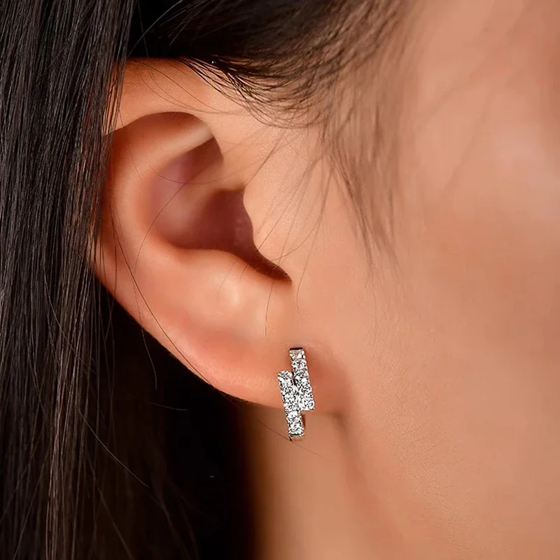 Huitan Trendy Women's Hoop Earrings Dainty Dazzling Cubic Zirconia Silver Color Crystal Circle Earrings Exquisite Female Jewelry