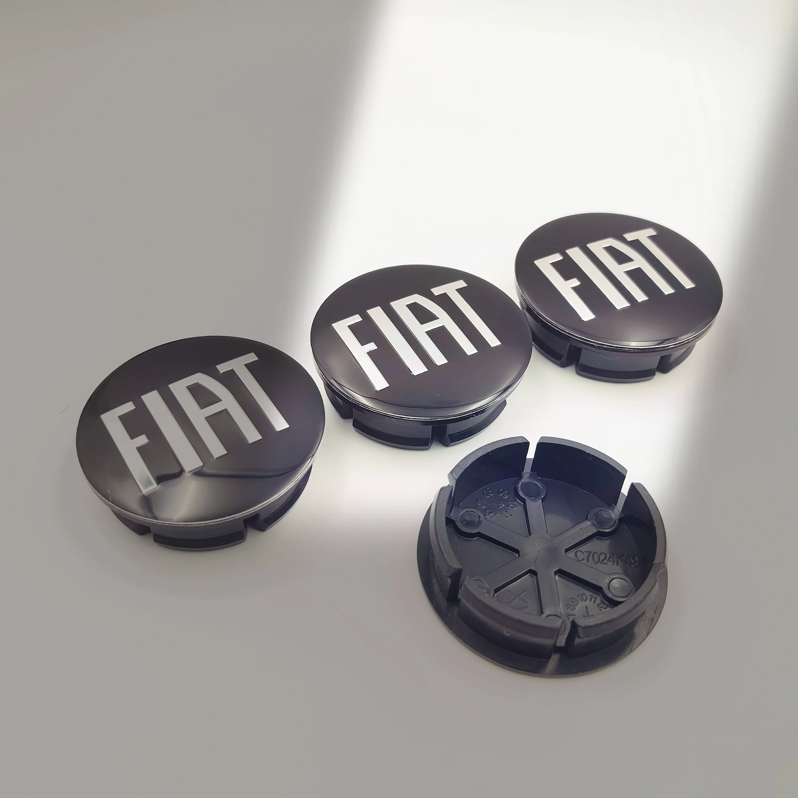 4pcs 48.5/50mm FIAT Car Wheel Center Caps Emblem Badge Wheel Center Hub Caps Badge Rim Cover Emblem