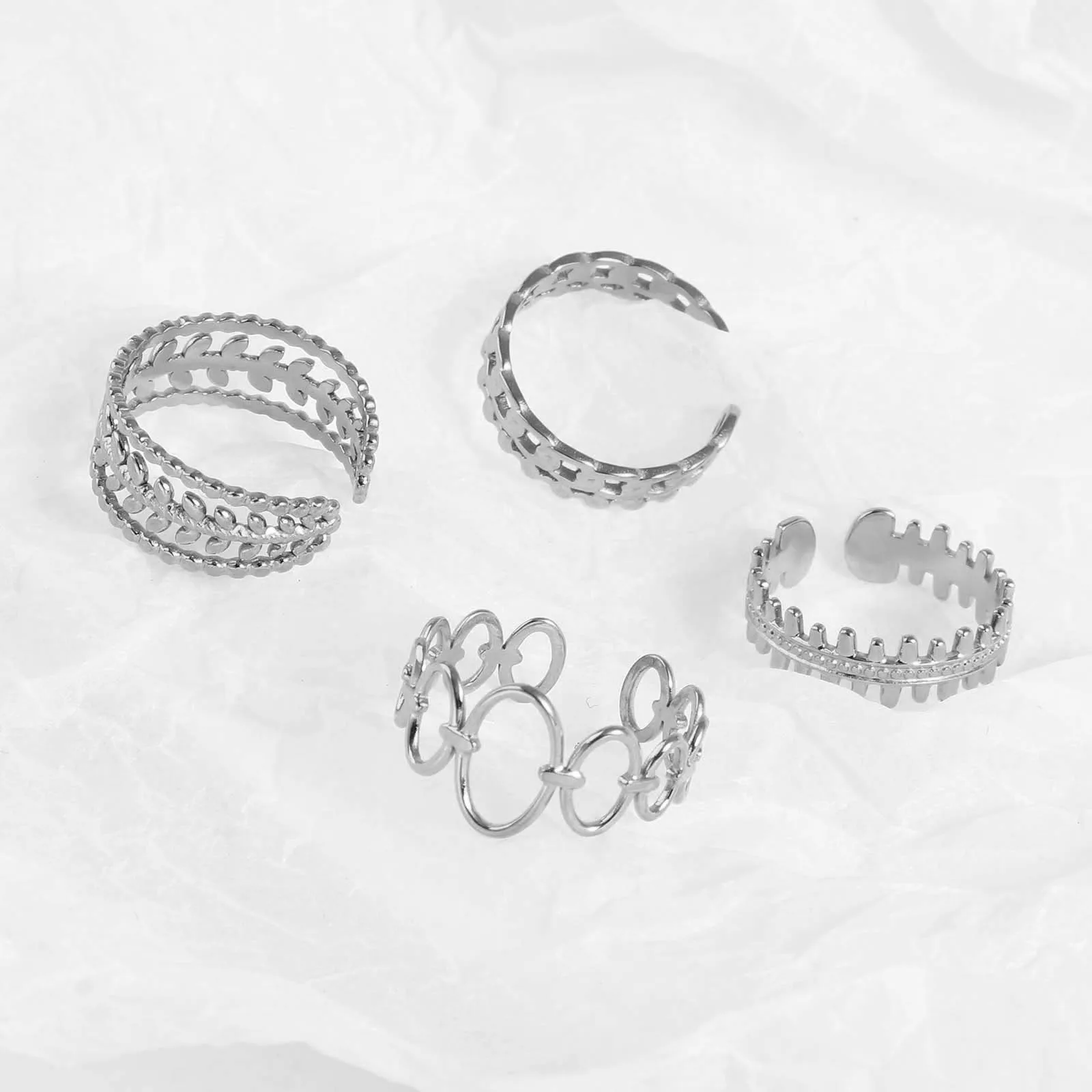 Fashion Stainless Steel Open Rings For Men Women Jewelry Classic Gold Color Link Chain Adjustable Ring Gift (US size 8.5) 18.5mm