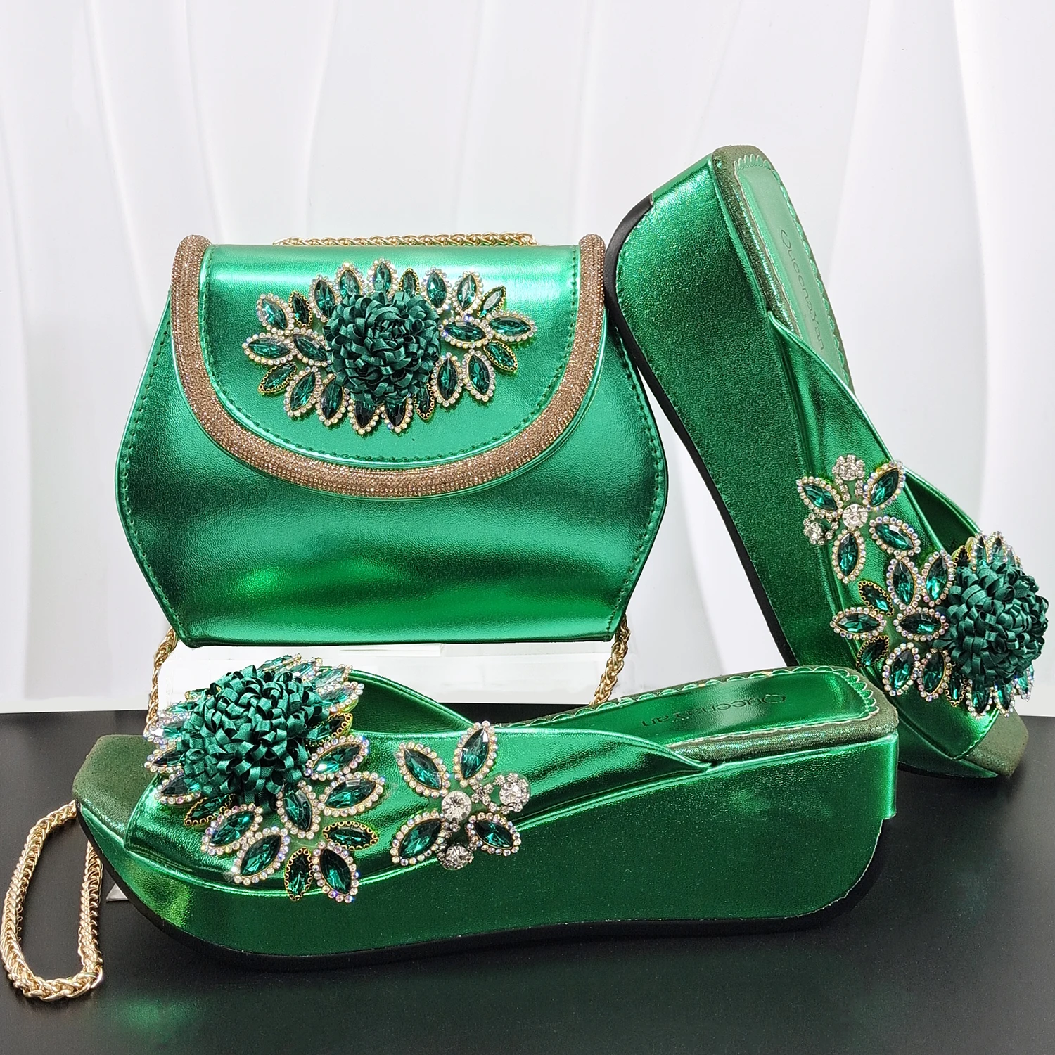 2026 Women's Elegant Green Wedge Heel Shoe and Matching Bag Set with Rhinestone Accents – Stylish Square Toe Design for Parties