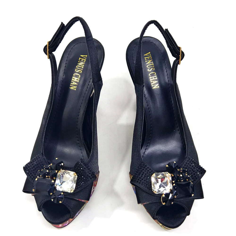 2024 Rhinestone Design INS Hot Sale New Arrivals African Shoes and Bag Set in Blue Color Open Toe Comfortable Women Heels