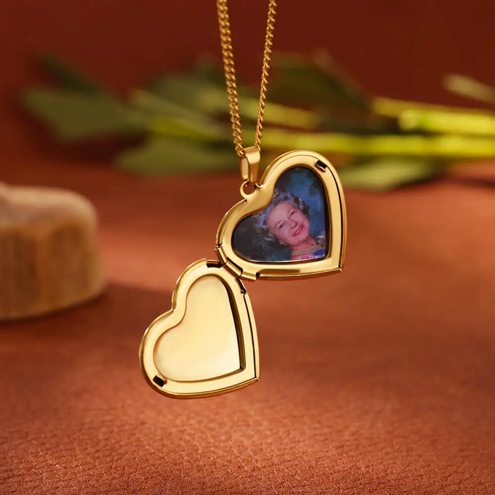Stainless Steel Custom Photo Heart Locket Necklace for Woman Personalized Family Friends Picture Pendant Memorial Jewelry Gifts