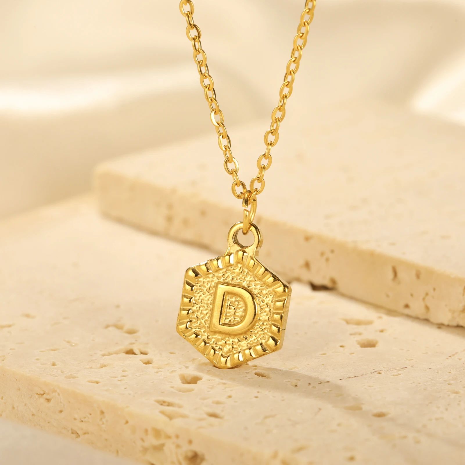 Cazador Gold Color Initial Letter Hexagon Pendant Necklaces for Women Stainless Steel A-Z Choker Chain Jewelry Birthday Gifts