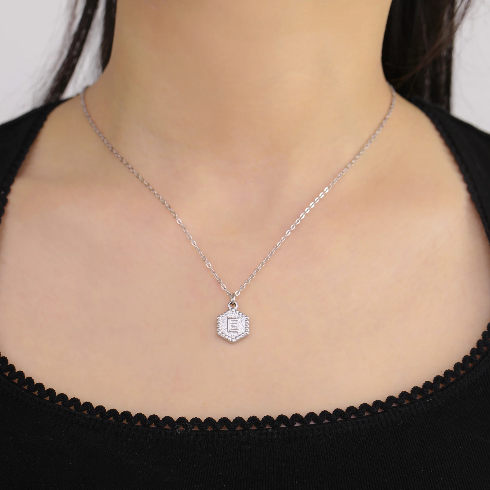 Cazador Gold Color Initial Letter Hexagon Pendant Necklaces for Women Stainless Steel A-Z Choker Chain Jewelry Birthday Gifts