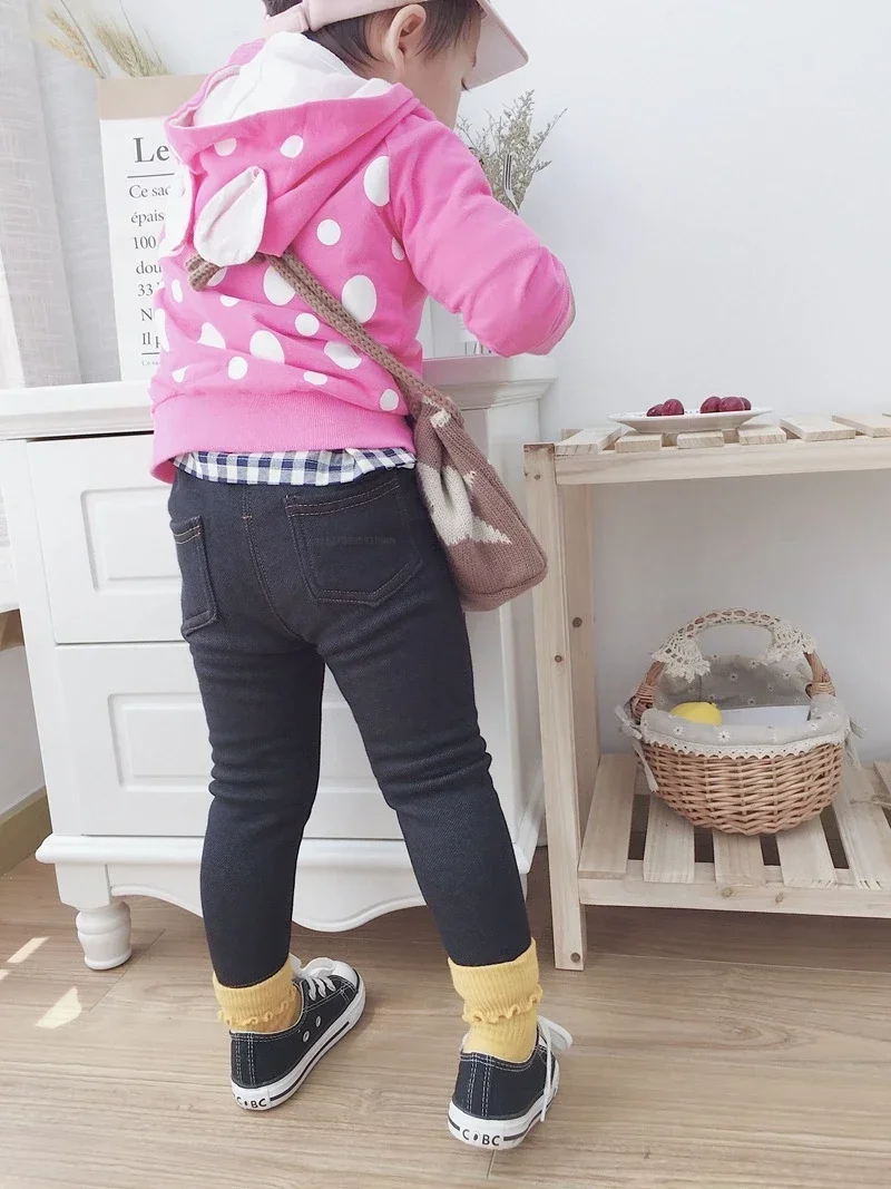 New Winter Children's Jeans Boys and Girls' Solid Color Thin Velvet Elastic Belt Jeans Infant Elastic Denim Pants 1-6Y