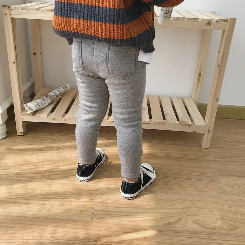 New Winter Children's Jeans Boys and Girls' Solid Color Thin Velvet Elastic Belt Jeans Infant Elastic Denim Pants 1-6Y