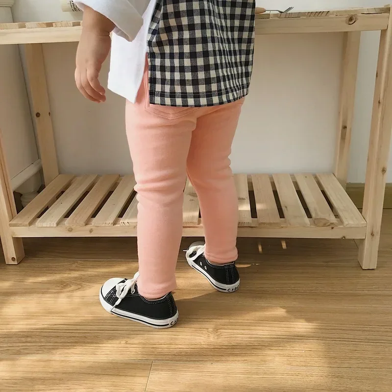 New Winter Children's Jeans Boys and Girls' Solid Color Thin Velvet Elastic Belt Jeans Infant Elastic Denim Pants 1-6Y