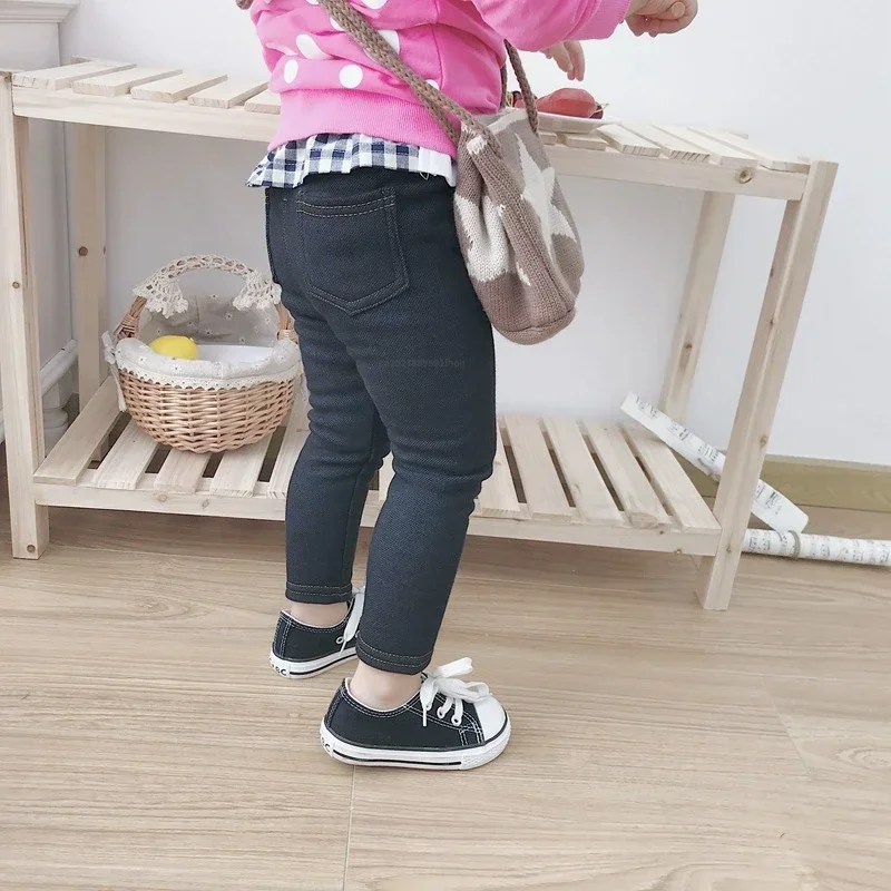 New Winter Children's Jeans Boys and Girls' Solid Color Thin Velvet Elastic Belt Jeans Infant Elastic Denim Pants 1-6Y