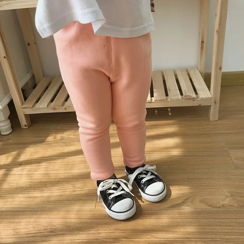 New Winter Children's Jeans Boys and Girls' Solid Color Thin Velvet Elastic Belt Jeans Infant Elastic Denim Pants 1-6Y