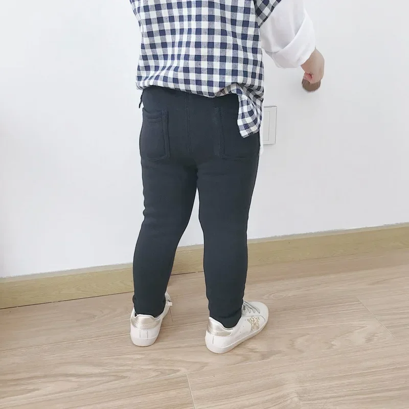 New Winter Children's Jeans Boys and Girls' Solid Color Thin Velvet Elastic Belt Jeans Infant Elastic Denim Pants 1-6Y
