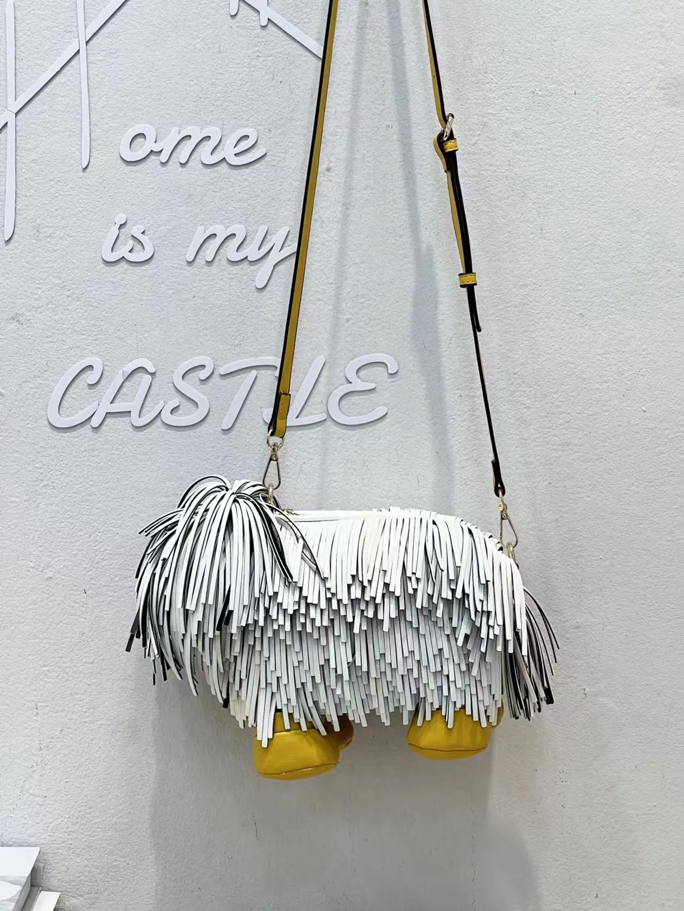 Novelty Tassel Puppy Shape Women's Shoulder Bag Crossbody Cute Cartoon Animal Shape Purses and Handbag Designer Tote Bag